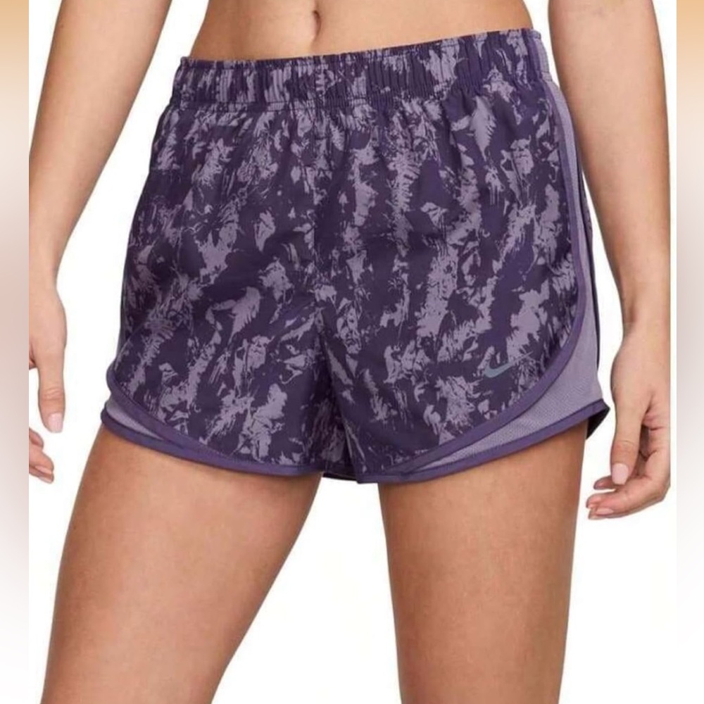 Nike Womens Tempo One Printed Running Shorts Daybreak/Gravity Purple Medium